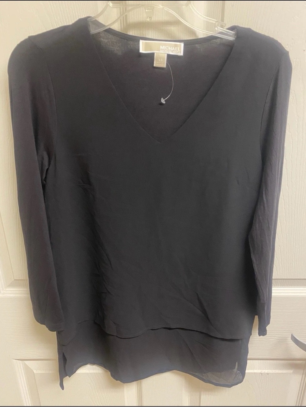 MICHAEL Michael Kors Women's
XS Black Solid V-Neck 3/4 Sleeve
Knit Top #0067